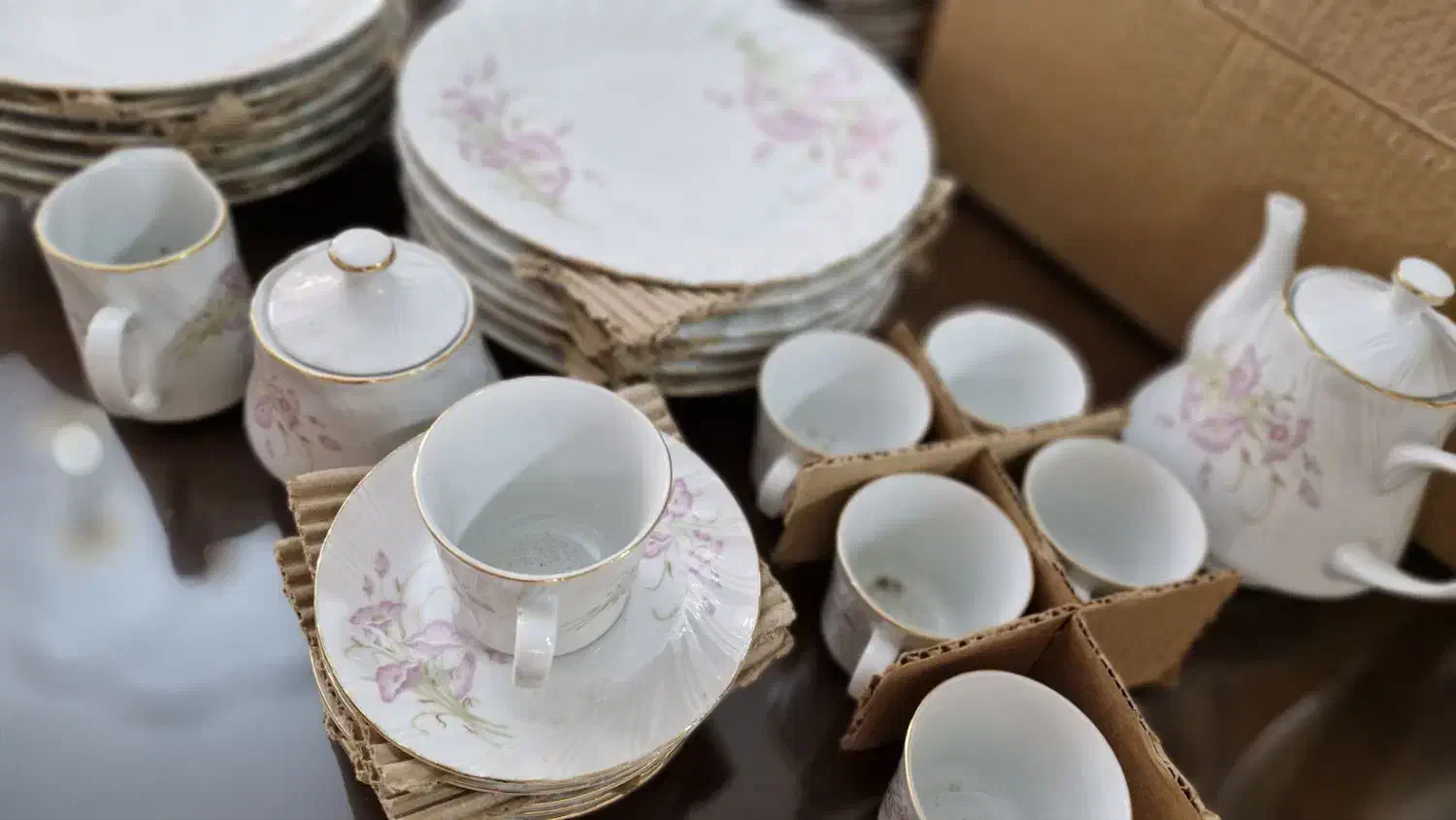 سرویس عتیقه|کلکسیون اشیاء عتیقه|اردبیل, |دیوار