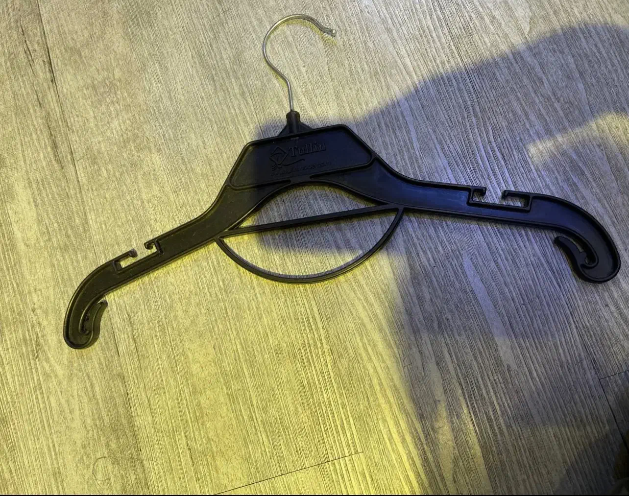 چوبکار|بندرخت و رخت‌آویز|تهران, صادقیه|دیوار