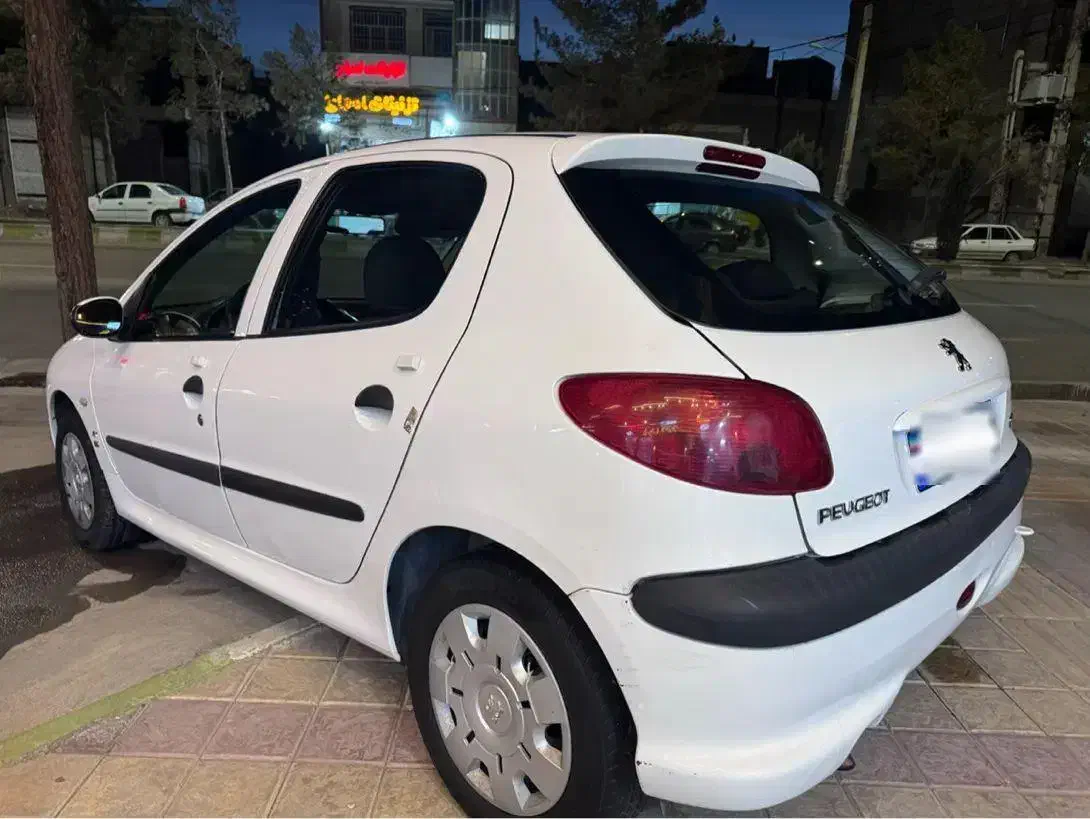 پژو ۲۰۶ تیپ مدل۹۸ دریچه سیمی|خودرو سواری و وانت|رفسنجان, |دیوار