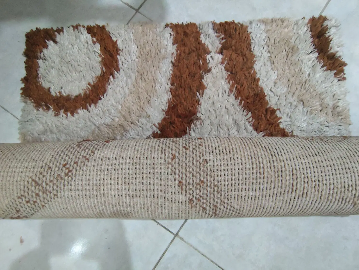 کناره|فرش|تهران, دژکام|دیوار