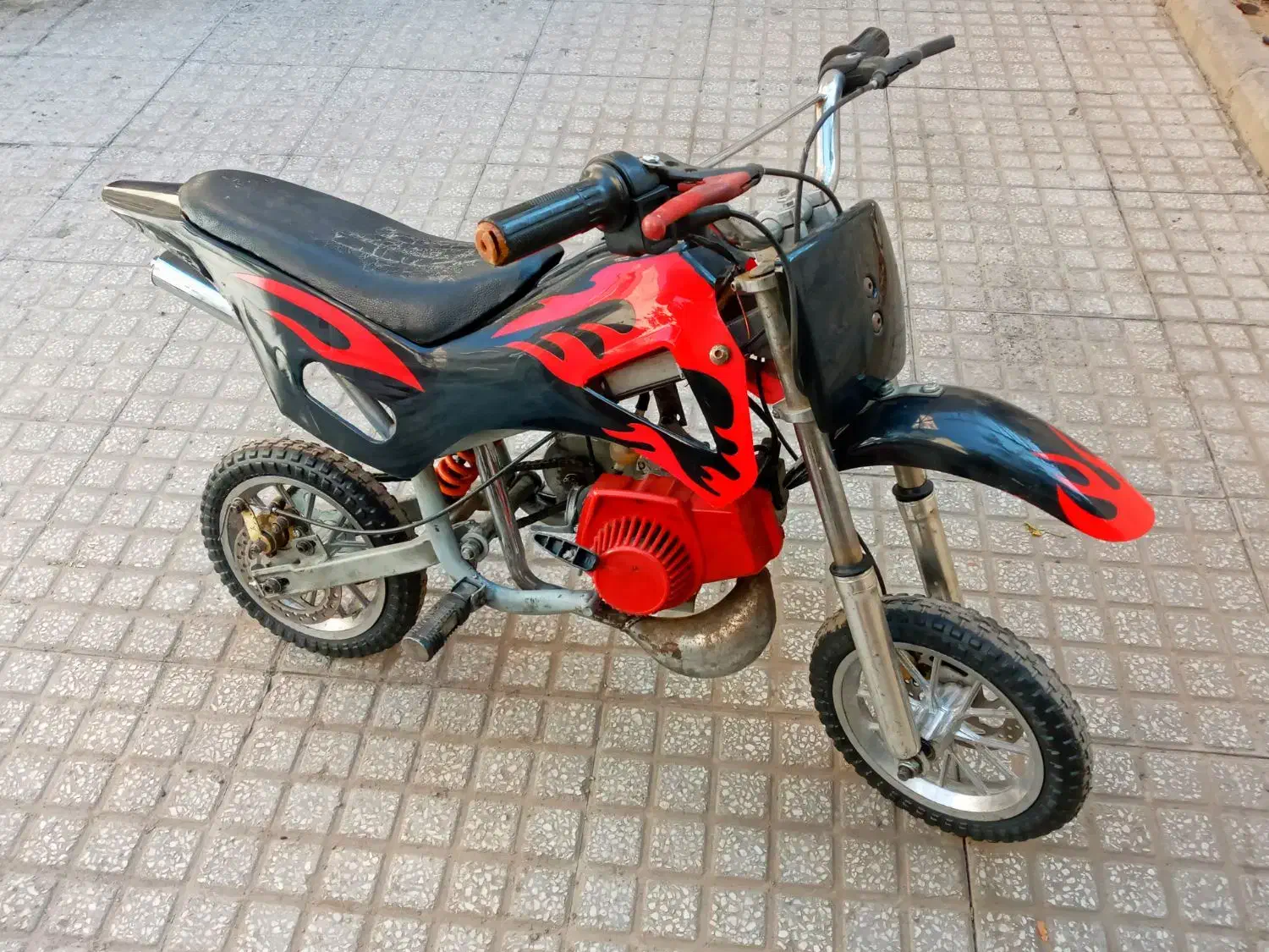 موتور مینی کراس ۵۰ سی سی بنزینی روشن در حد|موتورسیکلت|تهران, شهر زیبا|دیوار