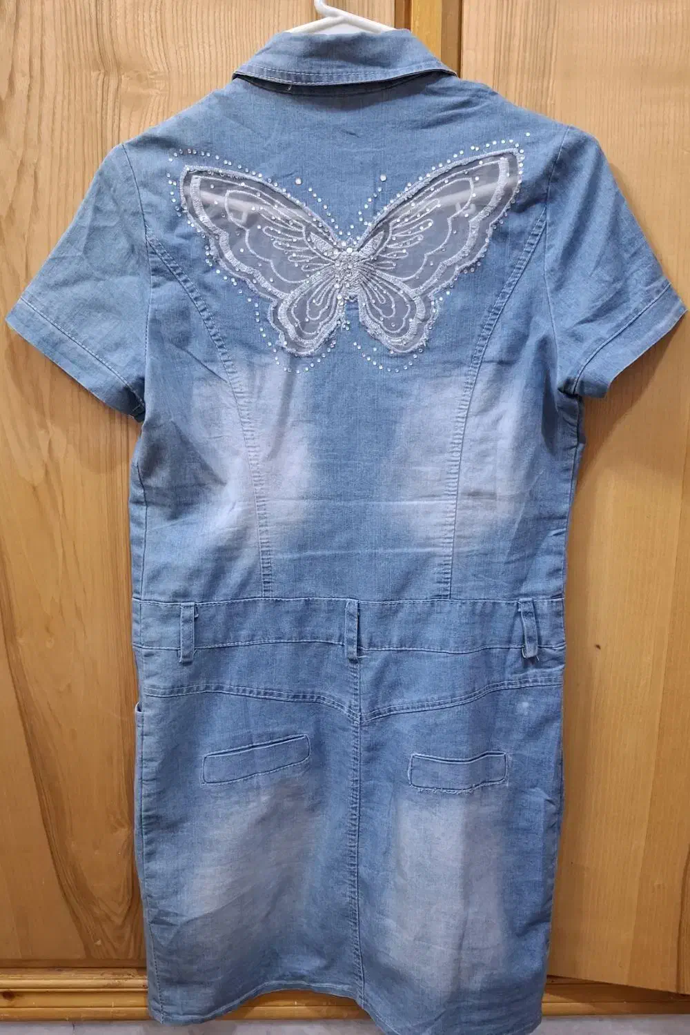 شومیز لی نو|لباس|نجفآباد, باغ نو|دیوار