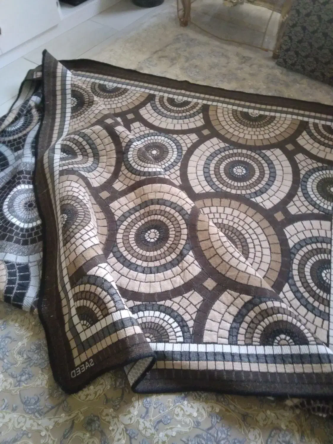 روفرشی|روفرشی|دوگنبدان, |دیوار