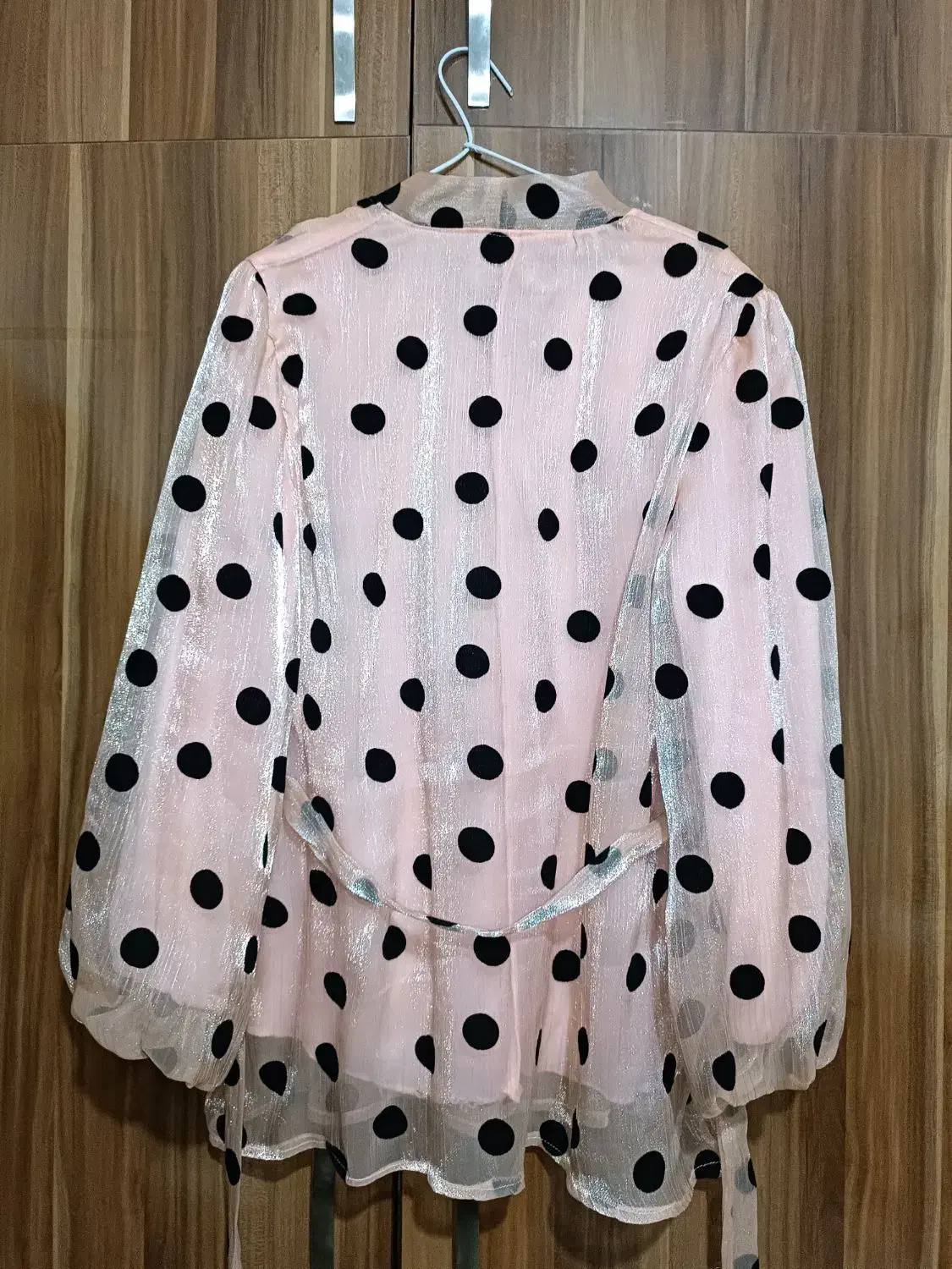 لباس مجلسی گلبهی|لباس|رشت, کوی مهر|دیوار