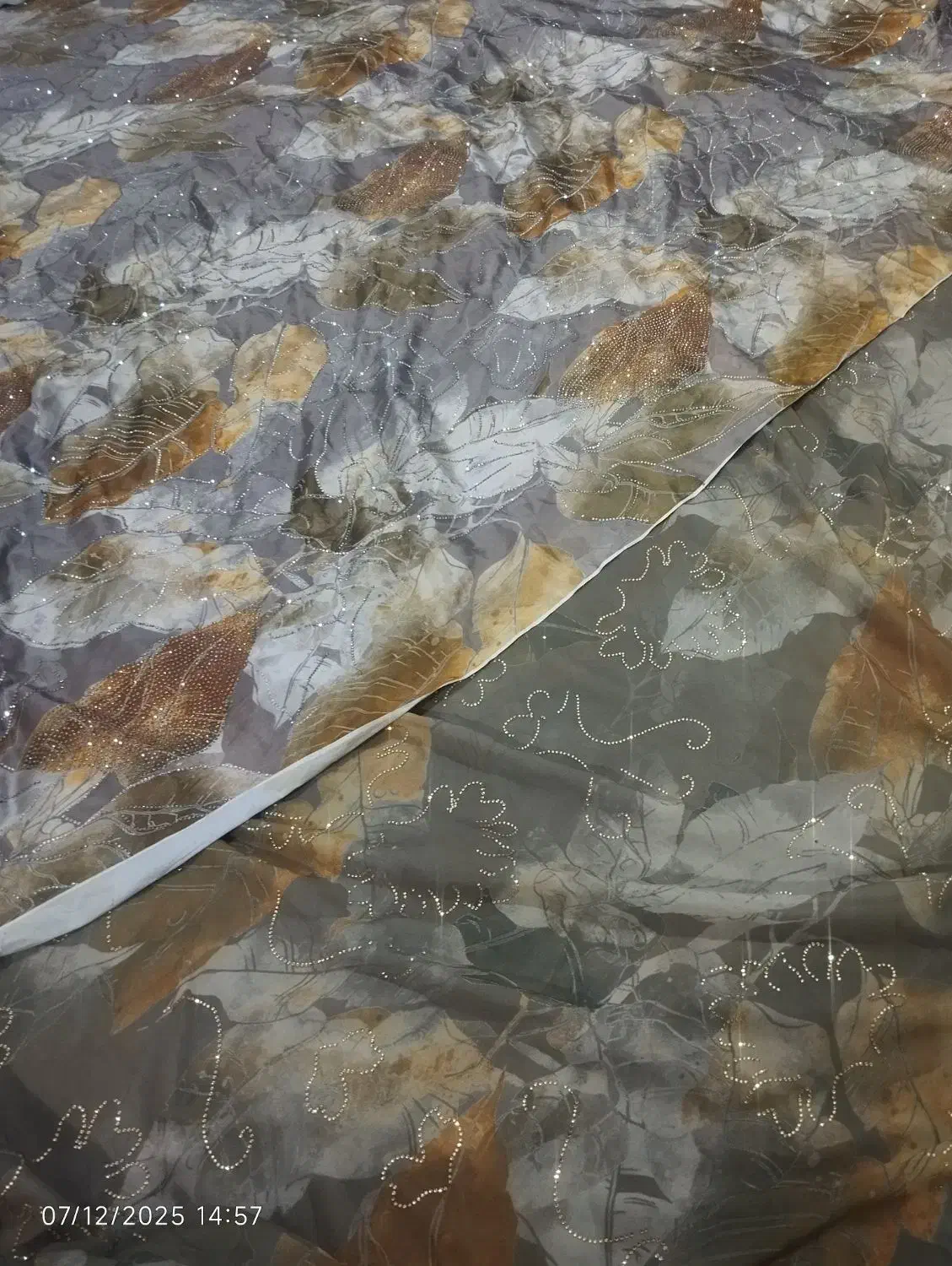 پارچه و چادر نگینی ست|لباس|زاهدان, |دیوار