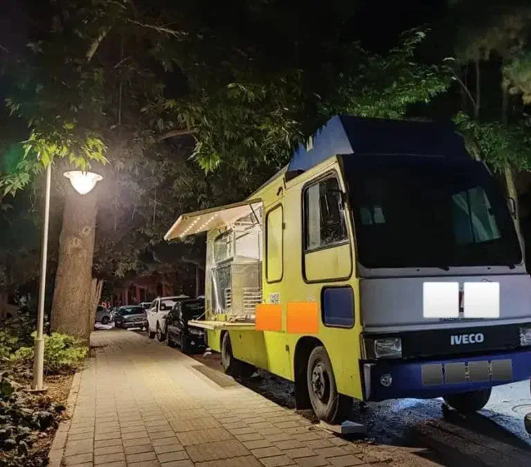 آشپزخانه فست فود سیار (فود تراک)|کافیشاپ و رستوران|تهران, نعمتآباد|دیوار