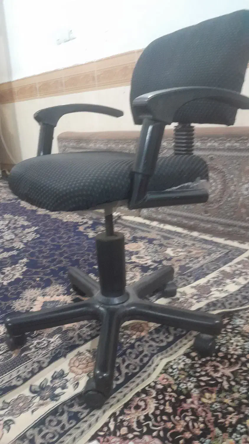 صندلی|صندلی و نیمکت|قم, شهدا|دیوار