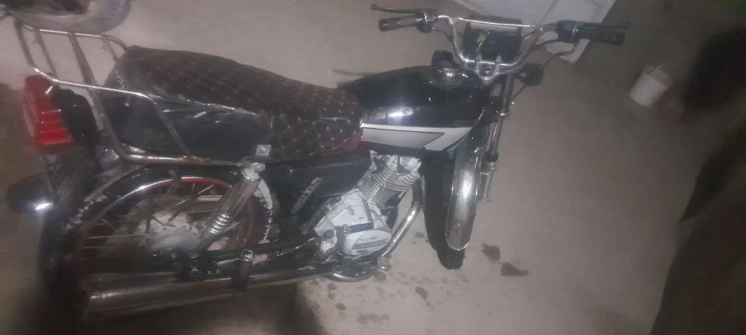 س پلاک قدیم هست|موتورسیکلت|مشهد, امام رضا (ع)|دیوار