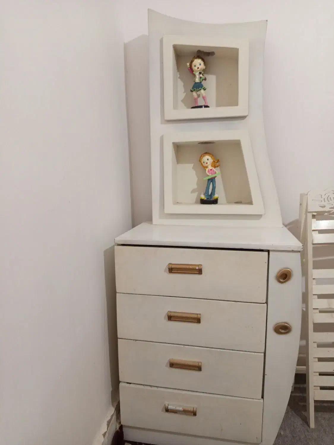 کمد لباس|جاکفشی، کمد، دراور|تربتحیدریه, اندیشه|دیوار