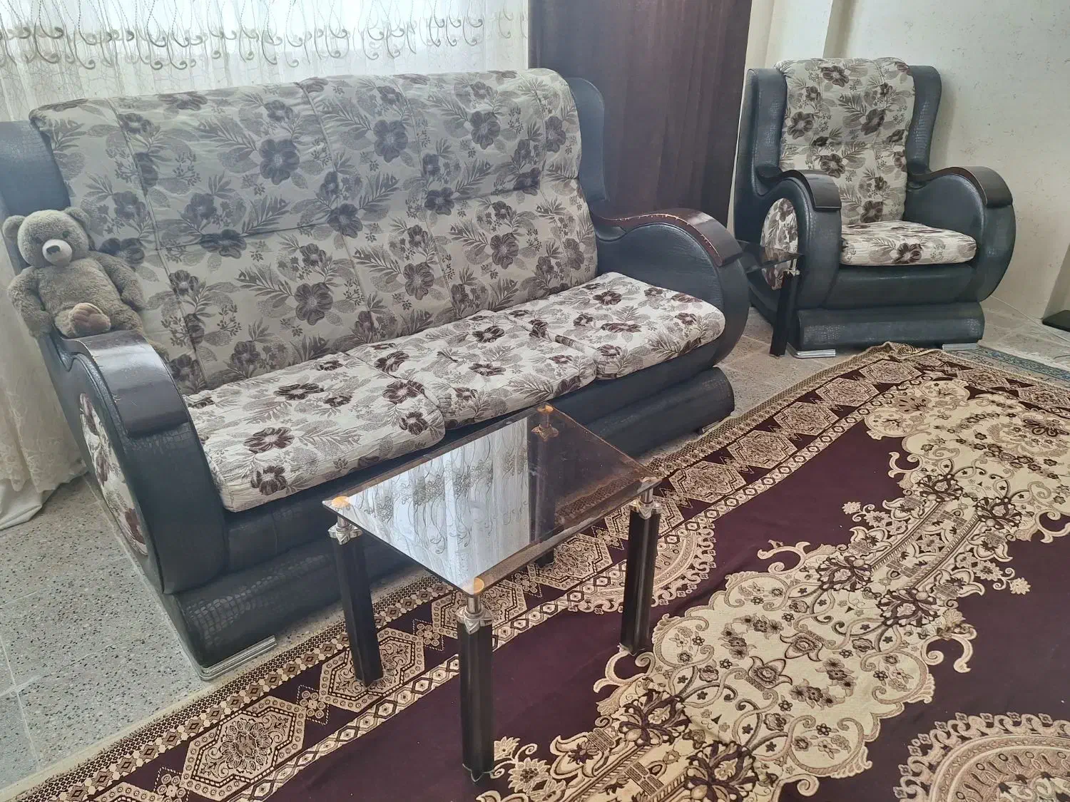 مبل راحتی|مبلمان خانگی و میز عسلی|گلبهار, شهر جدید گلبهار|دیوار