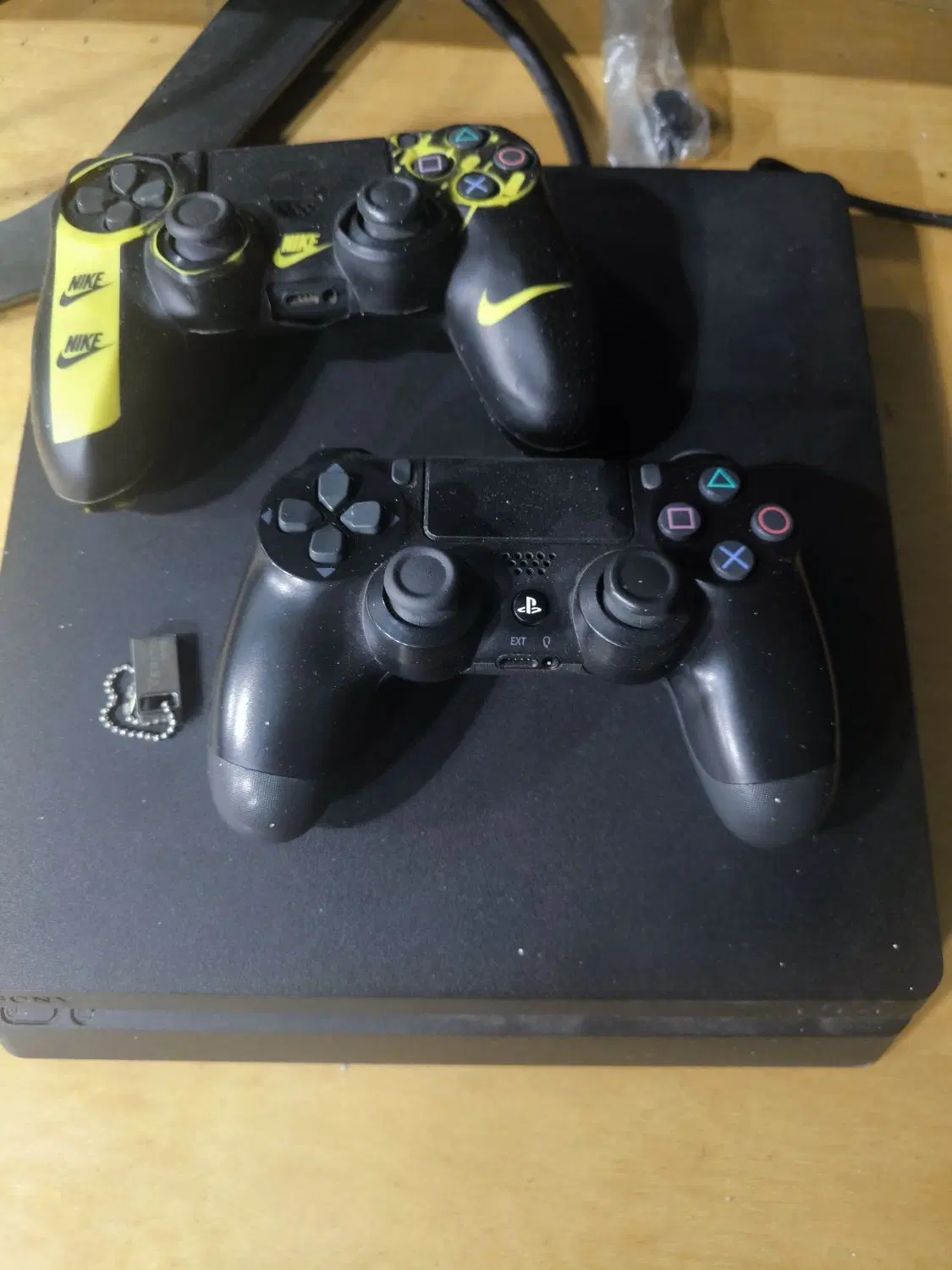 ps4 slim 1T|کنسول، بازی ویدئویی و آنلاین|ایوان, |دیوار