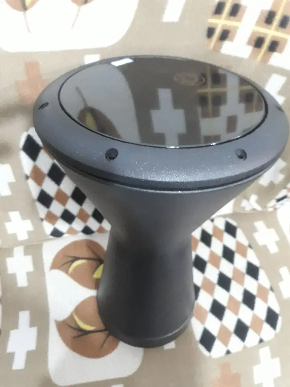 تیمپو عربی|درام و پرکاشن|لاهیجان, انقلاب|دیوار