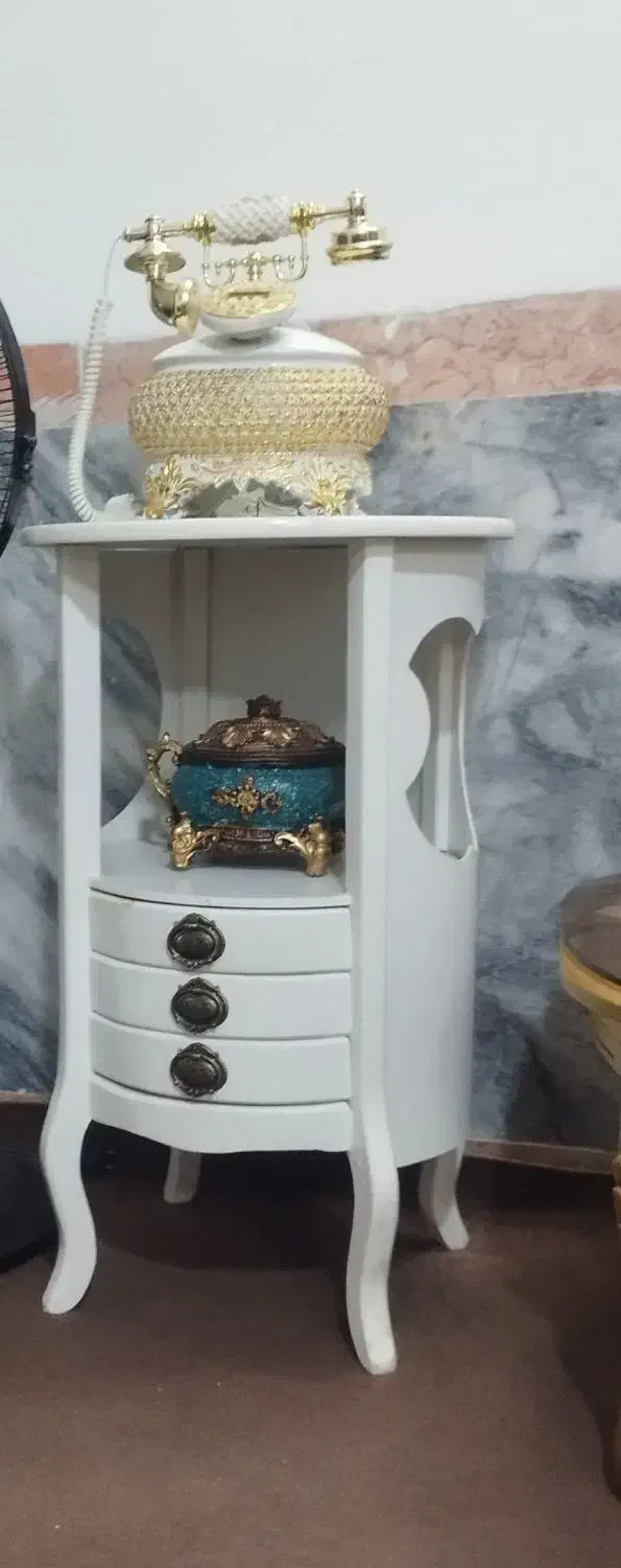 میز تلفن|میز تلفن|مشهد, شهرک شهید باهنر|دیوار