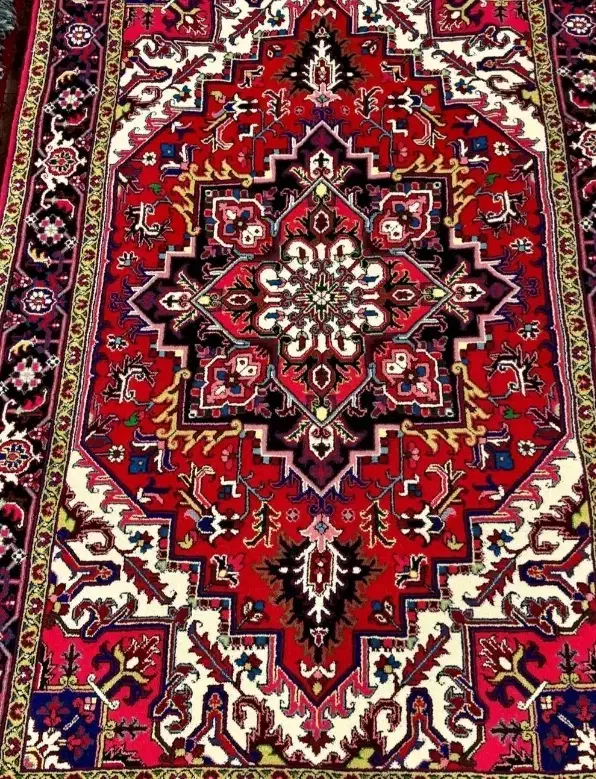 فرش دستبافت|فرش|مشگین شهر, |دیوار