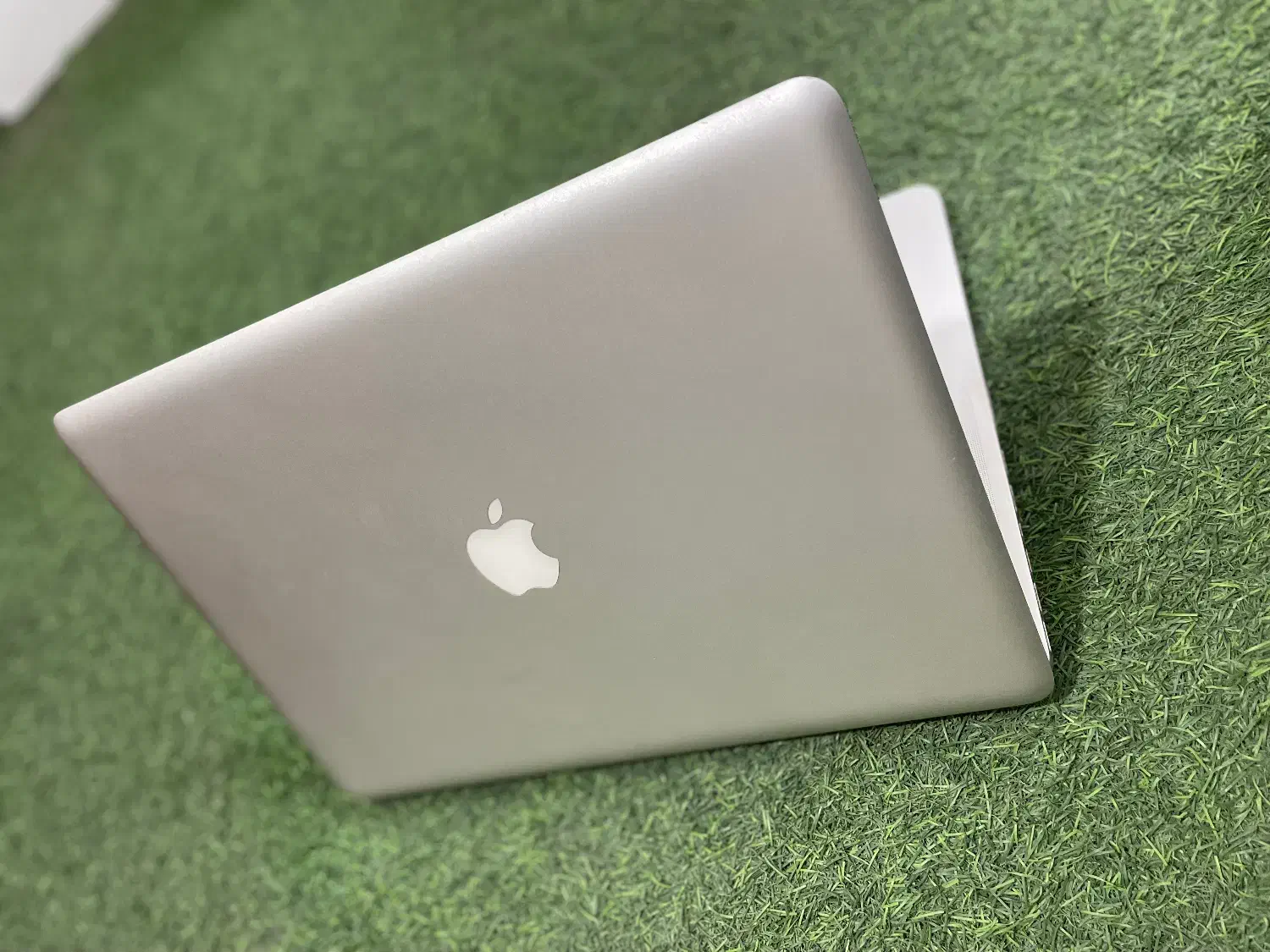 مک بوک پرو 2010|رایانه همراه|میاندوآب, |دیوار