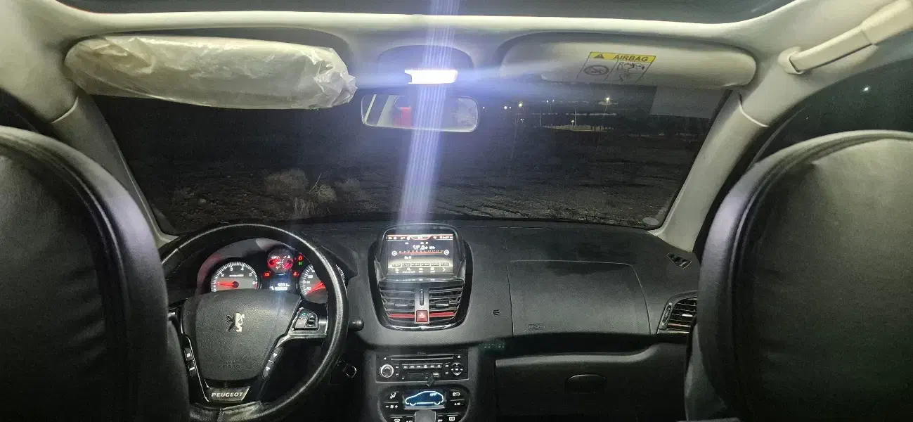 207 پانا سفید دنده کاستوم شده|خودرو سواری و وانت|اصفهان, دستگرده|دیوار