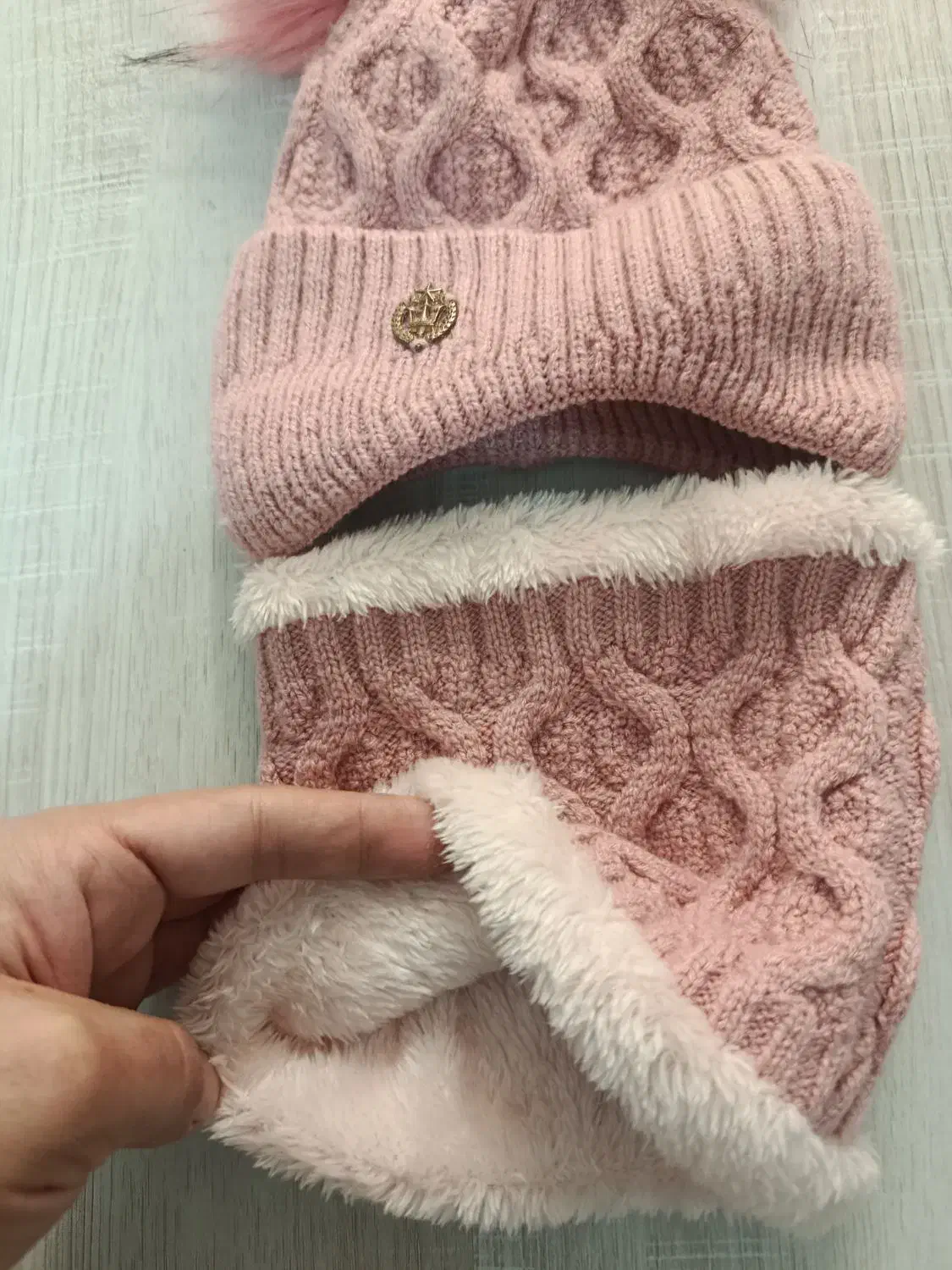 شال و کلاه بچگانه|کفش و لباس بچه|سنندج, |دیوار