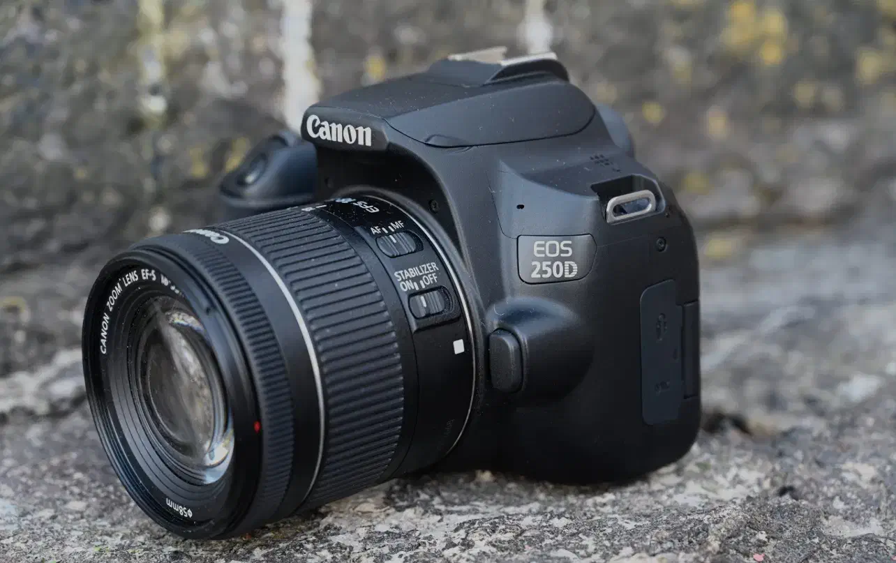 دوربین کنون ۲۵۰ دی D با لنز ۵۰ فیت|دوربین عکاسی و فیلمبرداری|اردبیل, |دیوار