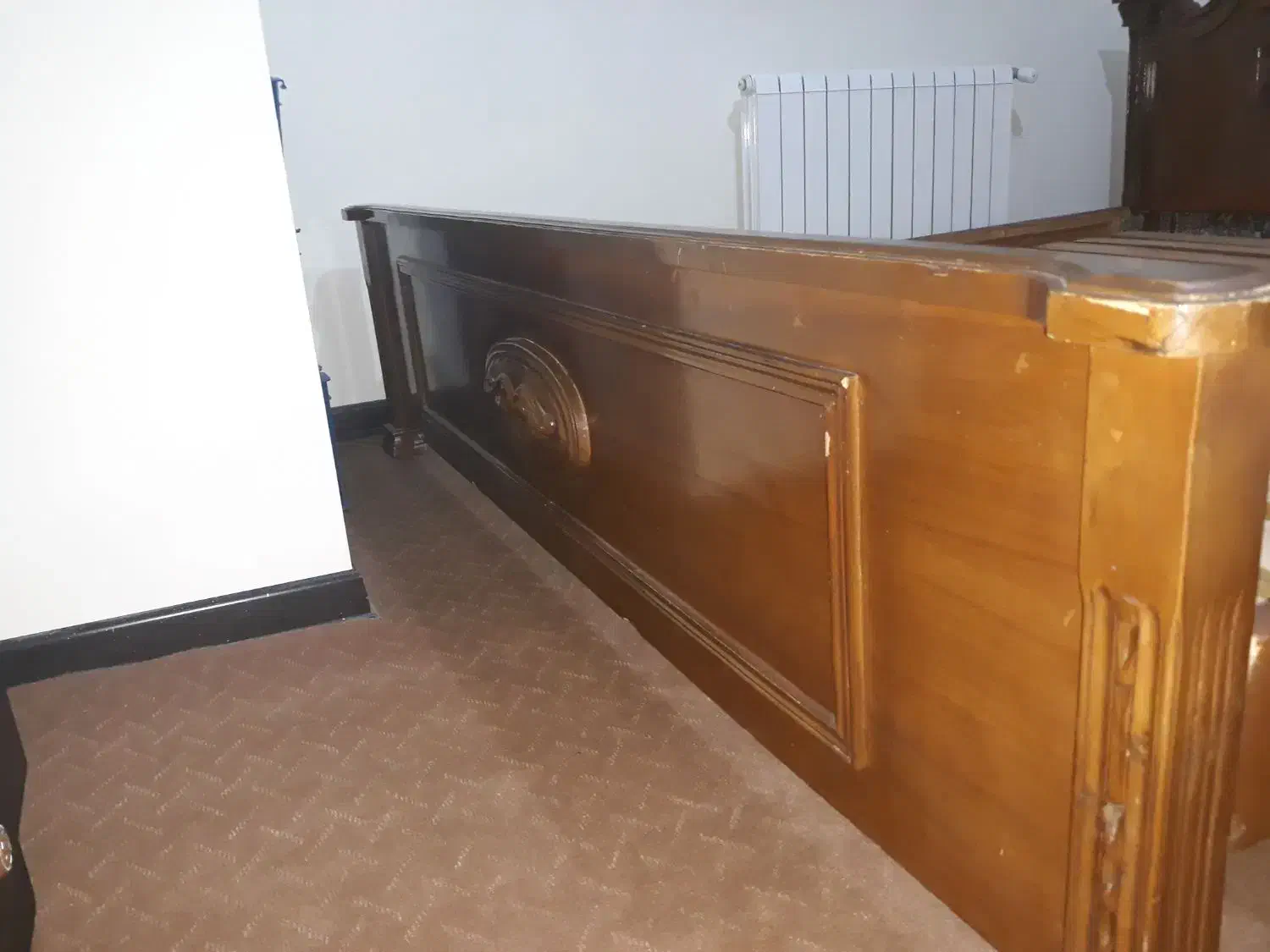 تخت دونفره چوب گردو|تخت و سرویس خواب|مبارکه, |دیوار