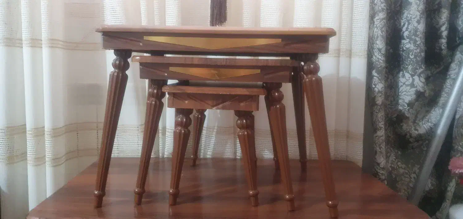 ۴عددمیزوعسلی|مبلمان خانگی و میز عسلی|نجف‌آباد, دفاع مقدس|دیوار