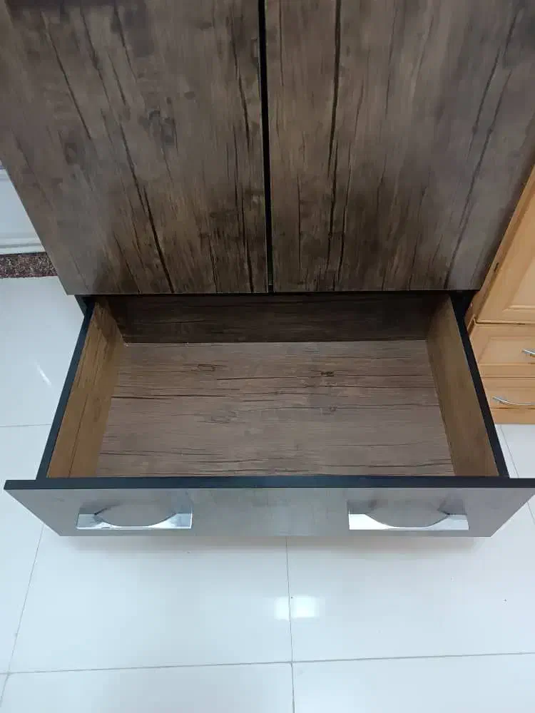 کمد|بندرخت و رخت‌آویز|جوانرود, |دیوار