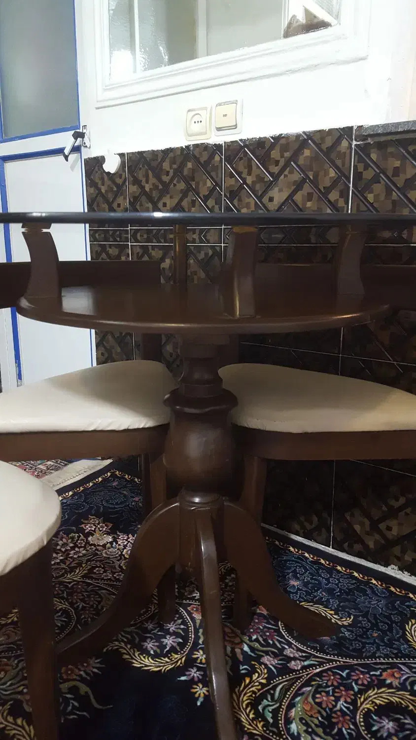 میزنهارخوری ۴نفره کم جا وشیک|میز و صندلی غذاخوری|تهران, خلیج فارس|دیوار