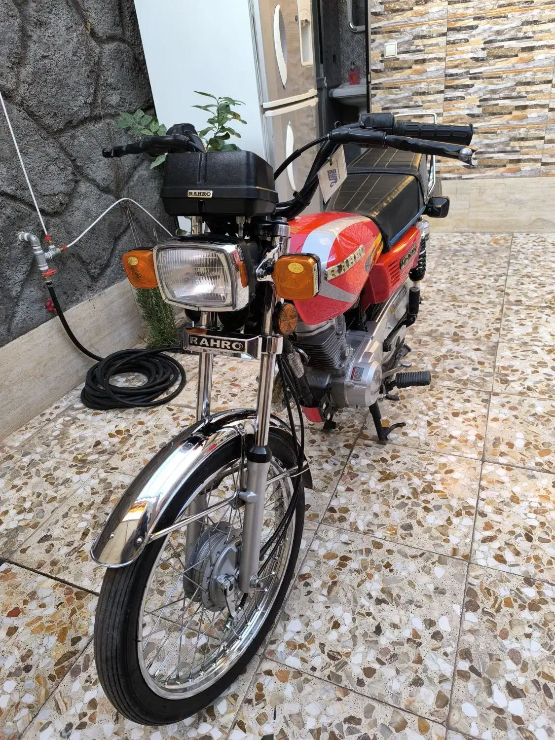 فروش موتور سیکلت رهرو 125|موتورسیکلت|اردستان, |دیوار
