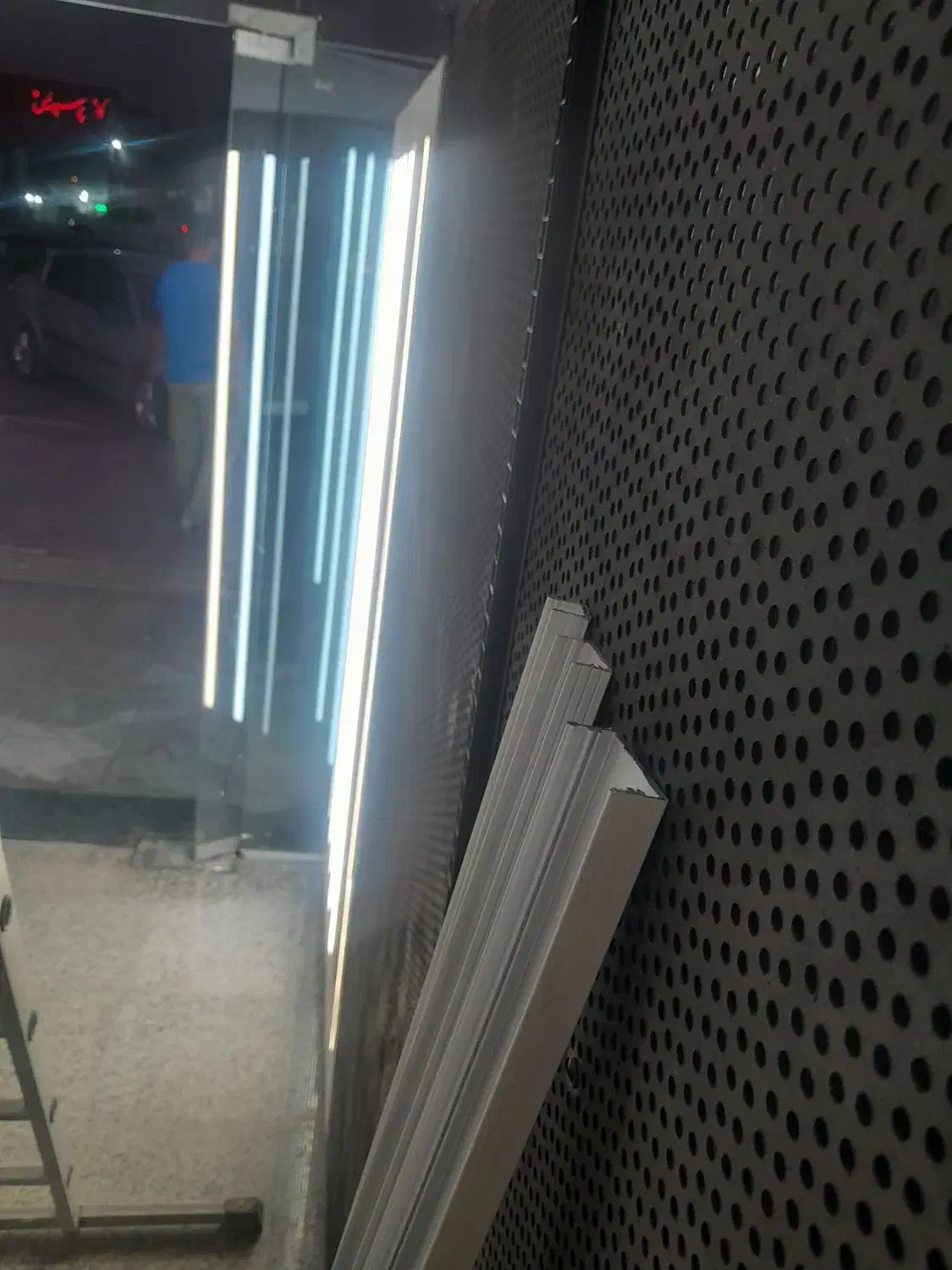 لاین نوری متری متری ۳۰۰|لامپ و چراغ|هشتگرد, هشتگرد قدیم|دیوار