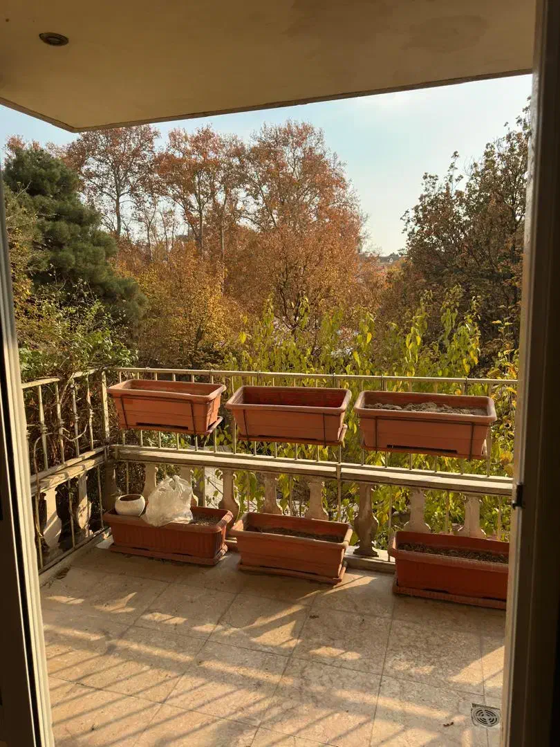 برج باغ ۱۸۰ متری ۳ خواب