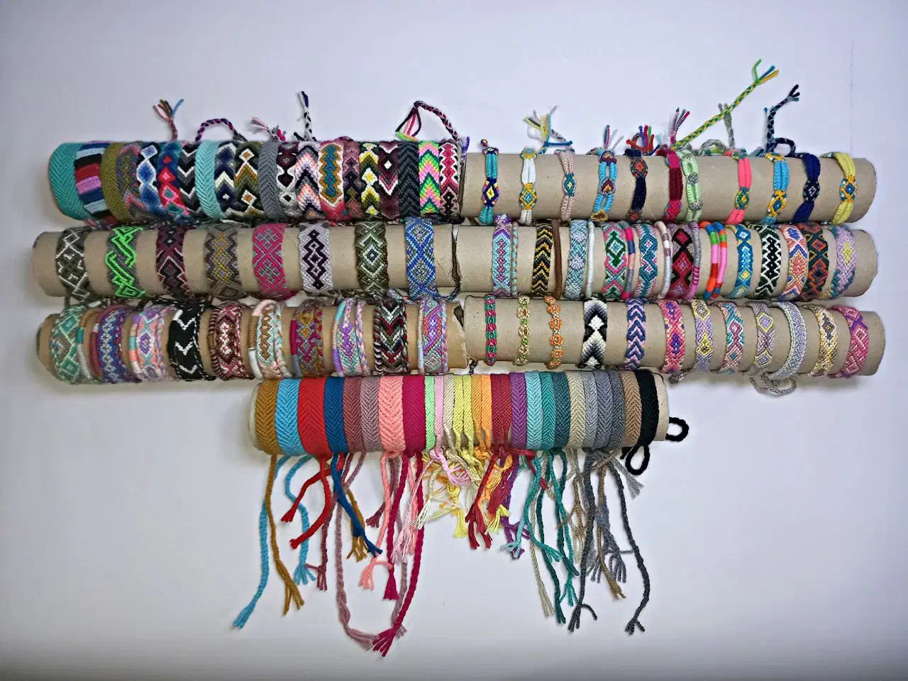 حراج یکجا دستبند دستبافت خاص/مناسب بساط،آنلاین شاپ|زیورآلات و اکسسوری|تهران, مجیدیه|دیوار