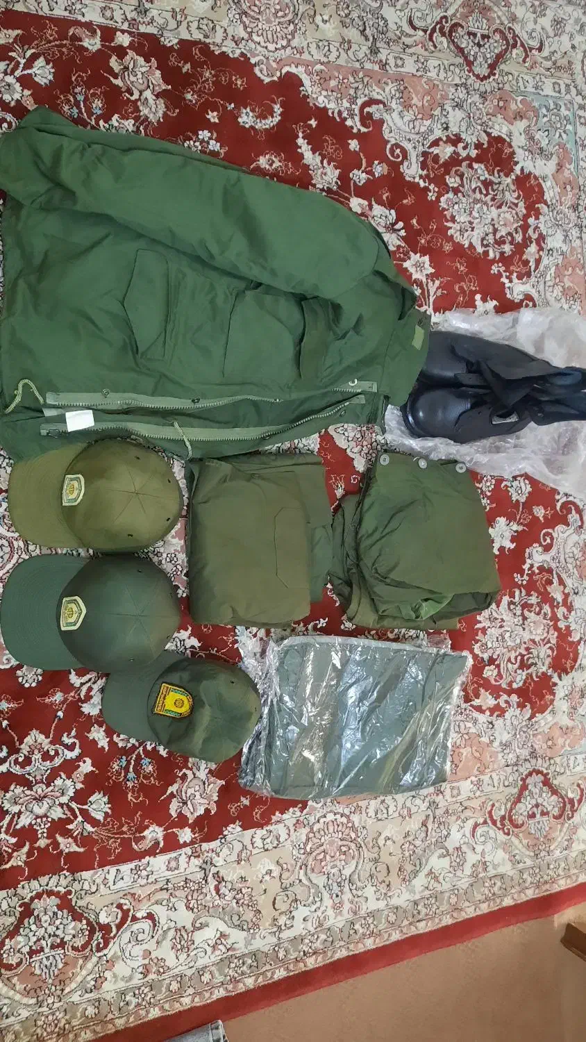 لباس سربازی|لباس|پاکدشت, پاکدشت (مامازند)|دیوار