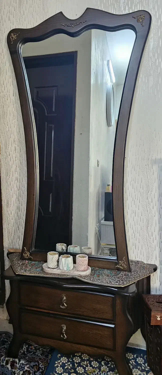 آینه کنسول|بوفه، ویترین، کنسول|خرم‌آباد, |دیوار