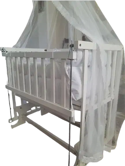 تخت خواب کنار مادر و صندلی ماشین|تخت و صندلی بچه|ارومیه, |دیوار