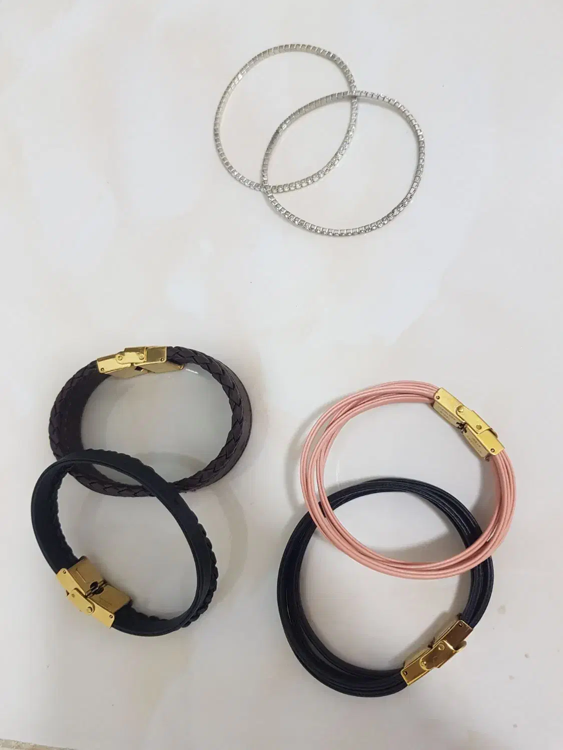 دست بند|بدلیجات|گرگان, |دیوار