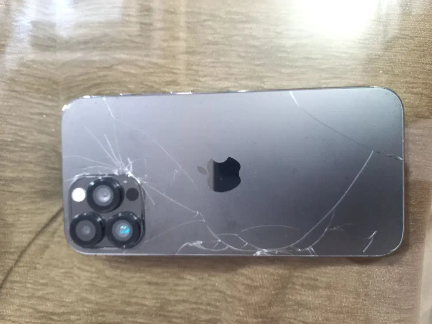اپل iPhone 13 Pro Max با حافظهٔ ۲۵۶ گیگابایت|موبایل|مشهد, سجاد شهر|دیوار