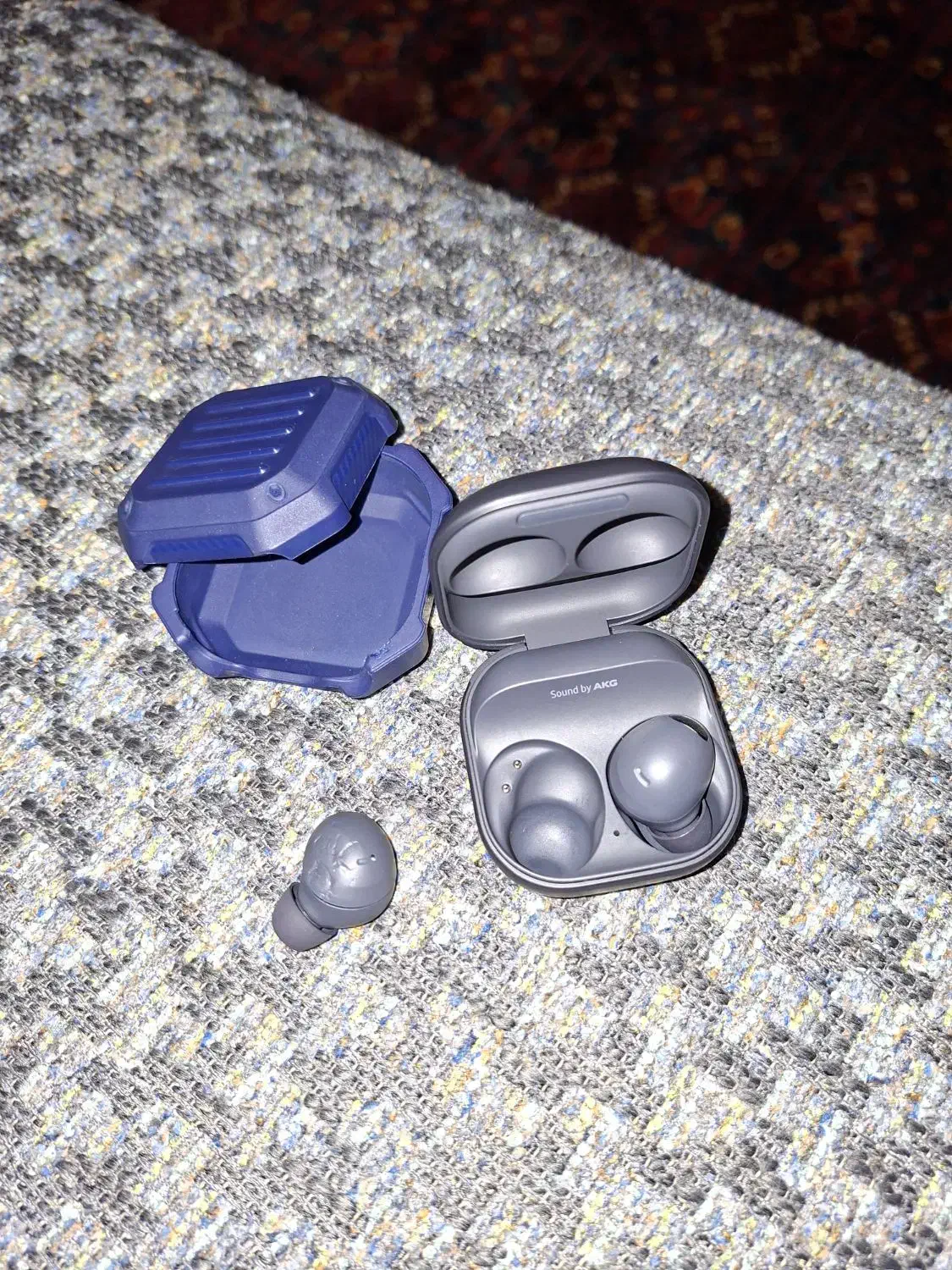 کیس و گوشی راست بادز ۲ پرو سامسونگ|لوازم جانبی موبایل و تبلت|تهران, دانشگاه شریف|دیوار