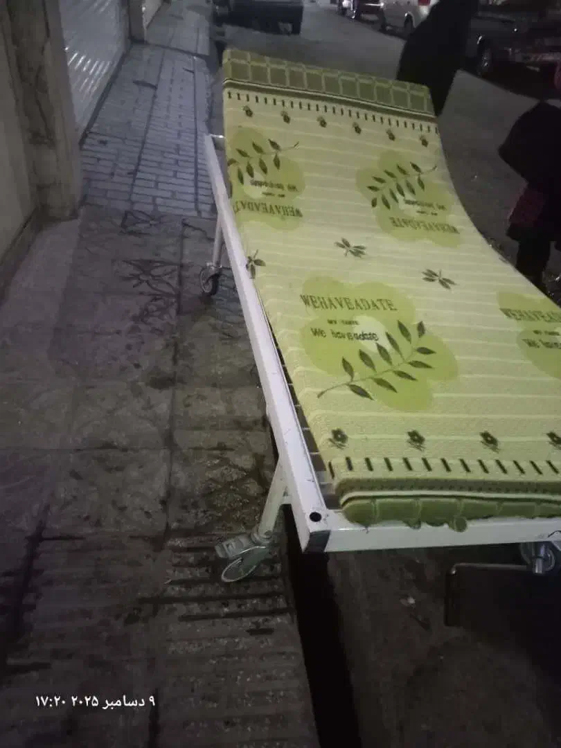 تخت بیمارستانی|تخت و سرویس خواب|تهران, والفجر (افسریه)|دیوار