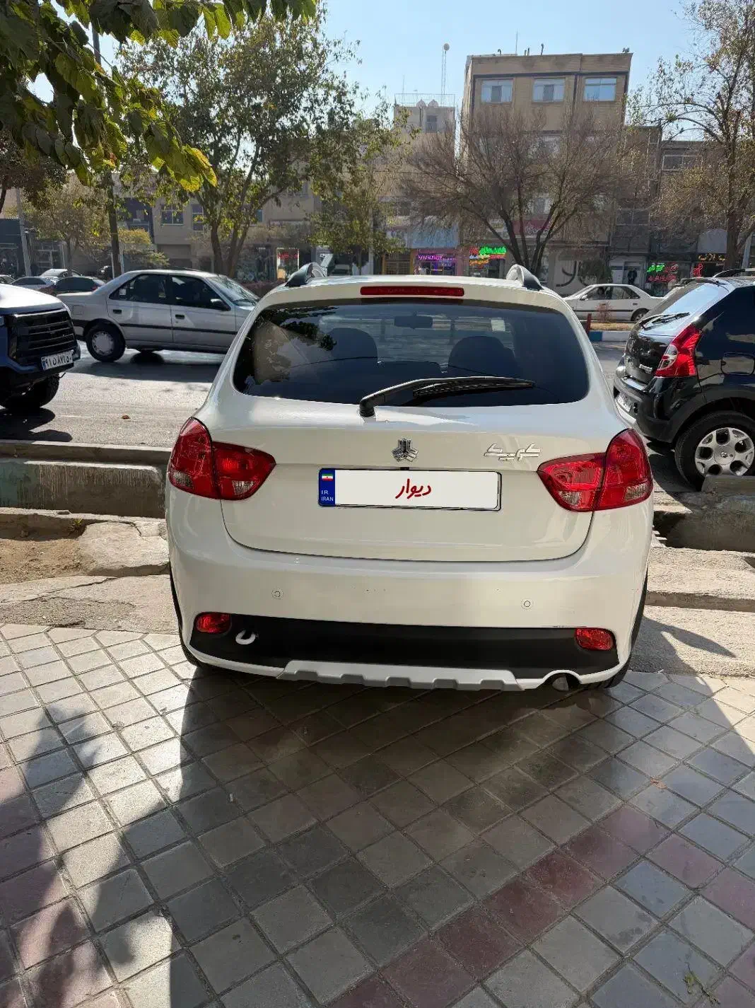 کوئیک اتومات فول ۱۴۰۲|خودرو سواری و وانت|اصفهان, حسین‌آباد|دیوار