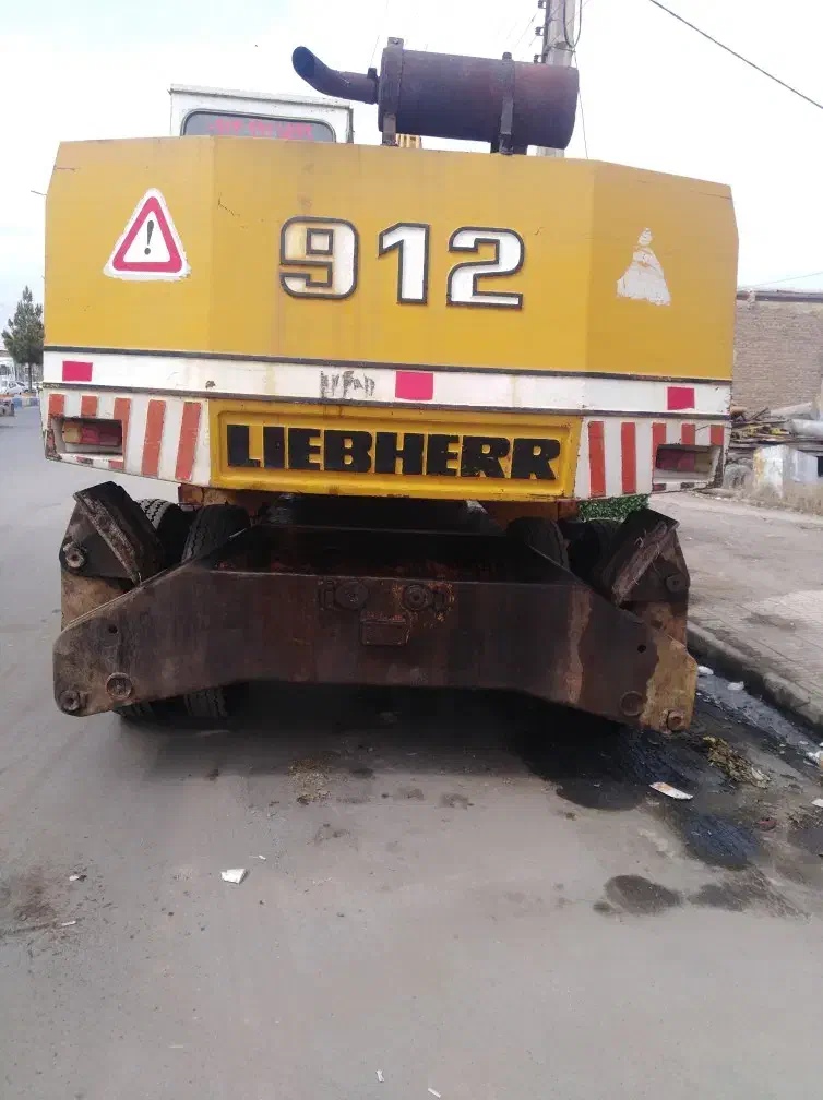 بیل مکانیکی نهصد و دوازده|خودرو سنگین|مرند, |دیوار