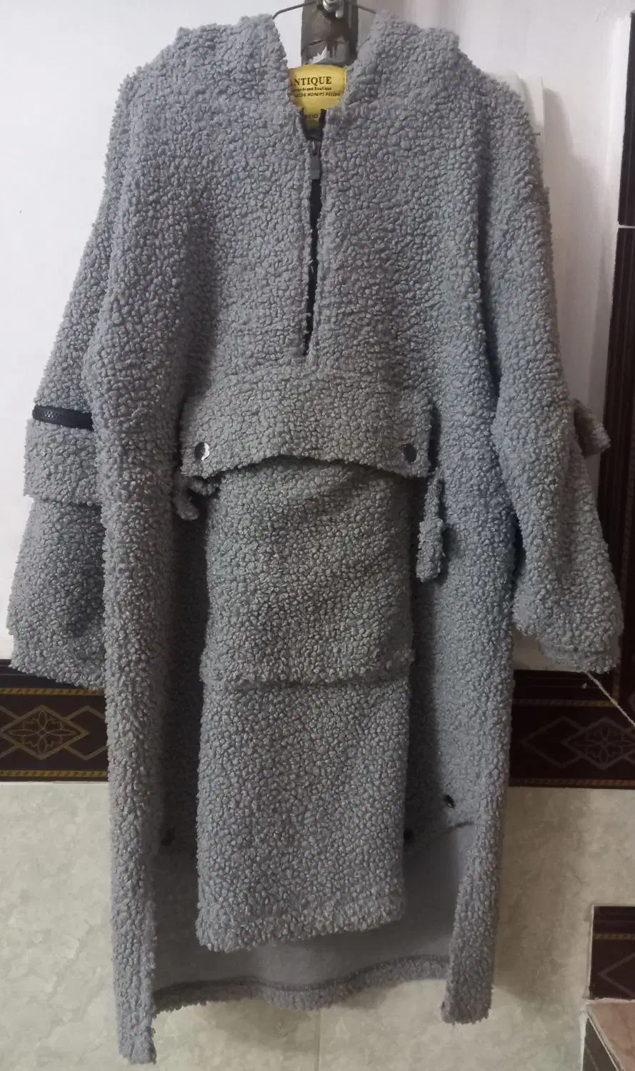 پالتو دخترانه فقط و فقط|لباس|میانه, |دیوار