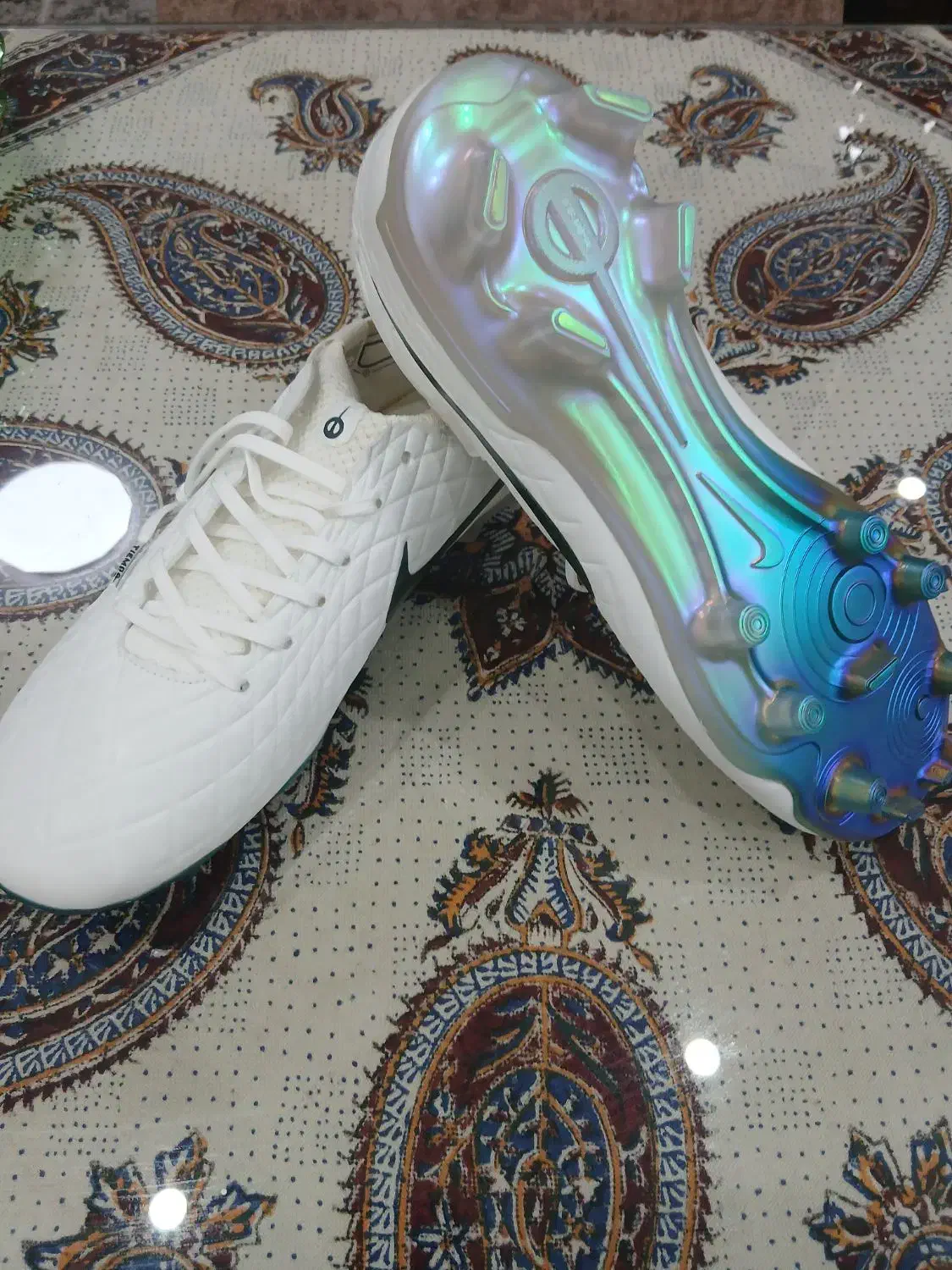 استوک فوتبال تمپو|کیف، کفش، کمربند|مشکیندشت, |دیوار