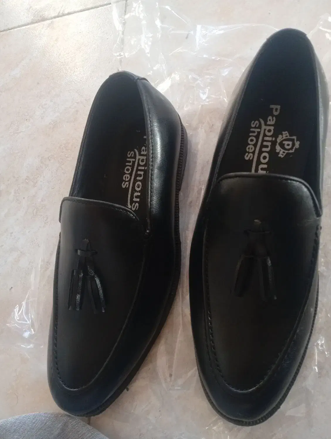 کفش کالج|کیف، کفش، کمربند|بیلوار, |دیوار