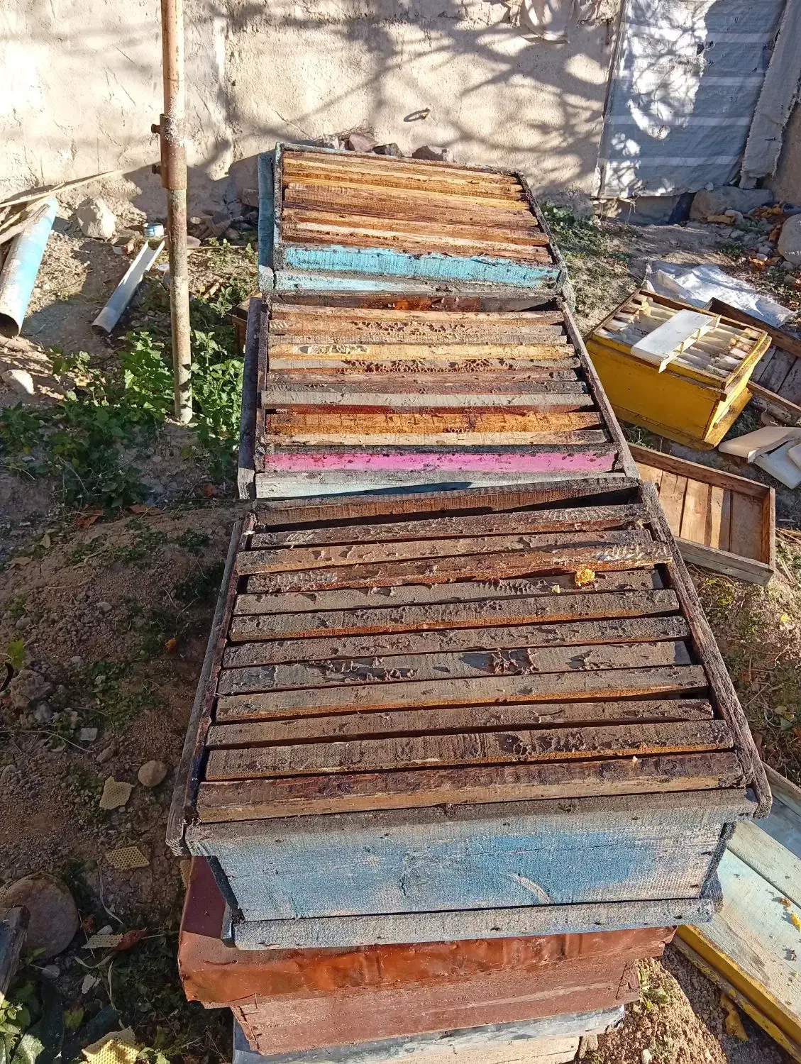 کندو خالی|حیوانات مزرعه|آبش احمد, |دیوار