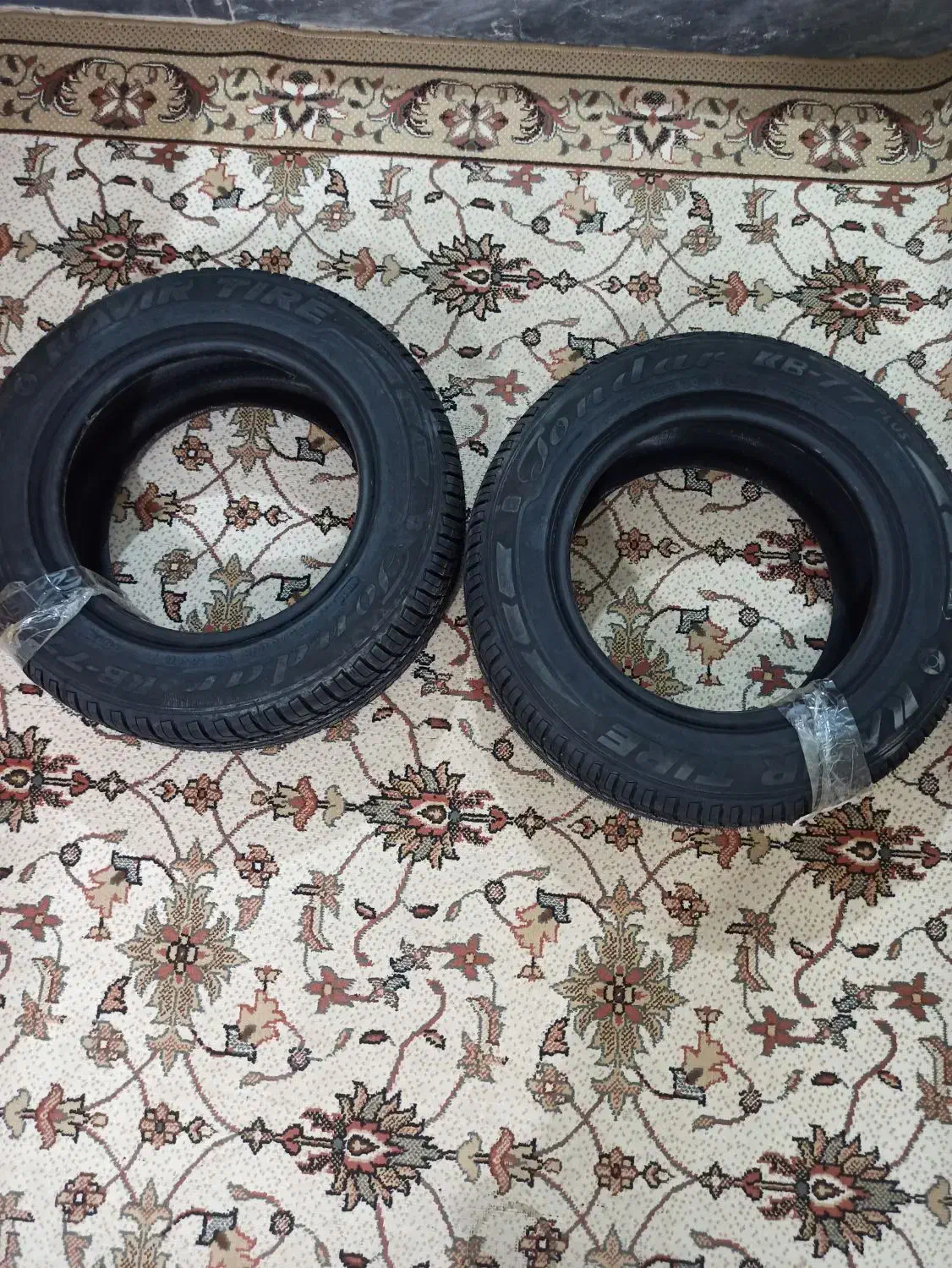 لاستیک کویرتایر|قطعات یدکی و لوازم جانبی|شازند, |دیوار