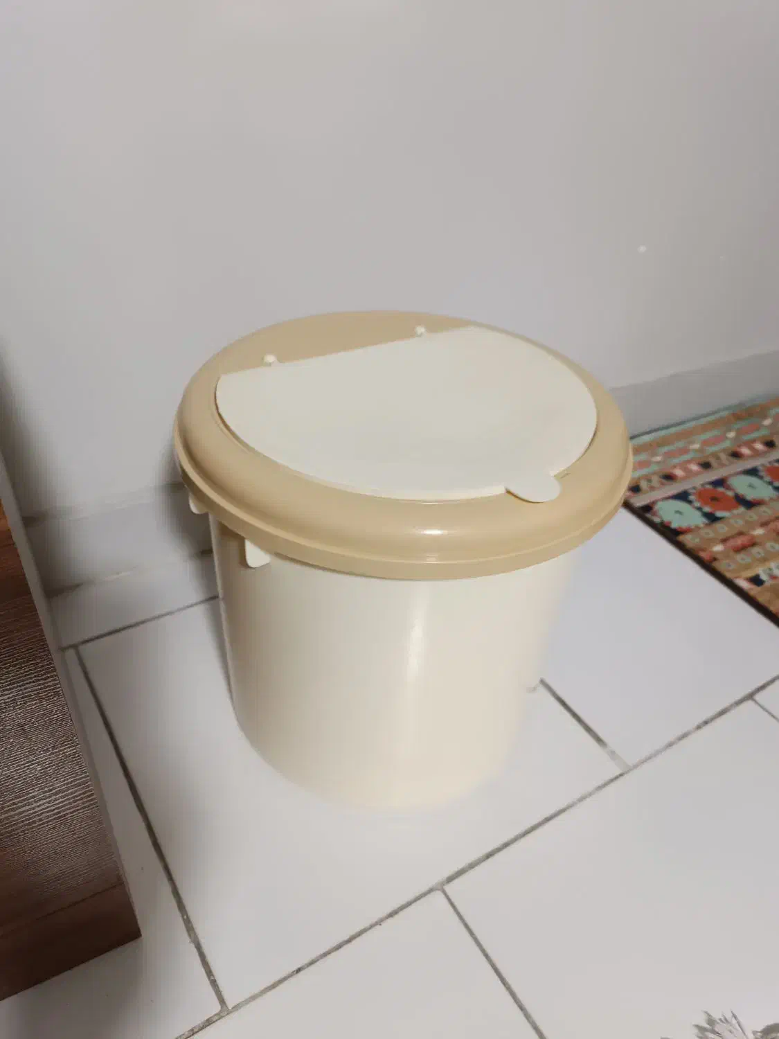 جابرنجی تکنو پلاست|ظروف نگهدارنده، پلاستیکی، یکبارمصرف|تهران, تولید دارو|دیوار