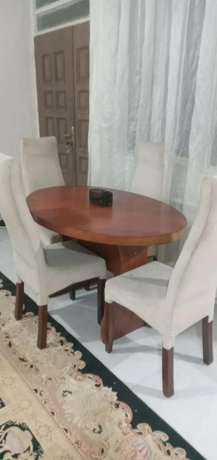 میز ناهارخوری خوری ۴ نفره|میز و صندلی غذاخوری|کرج, کوی کارمندان جنوبی|دیوار