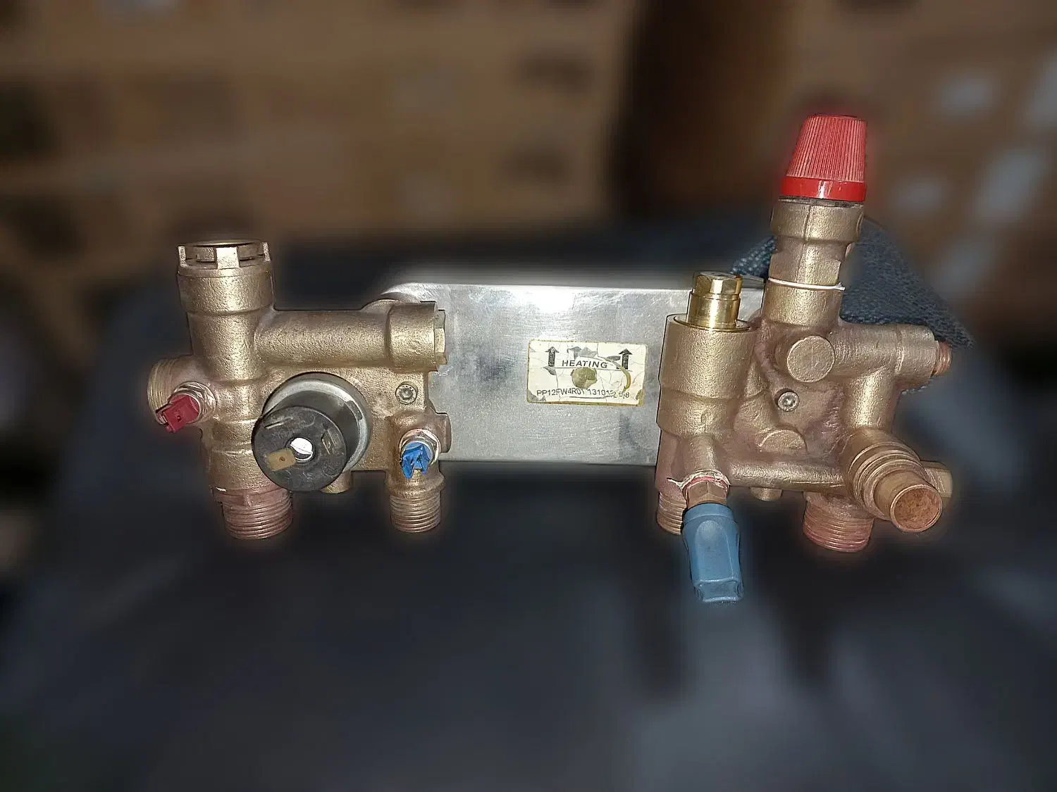 تعمیرات پکیج ،آبگرمکن، بخاری ،کولر|خدمات پیشه و مهارت|سنگر, |دیوار