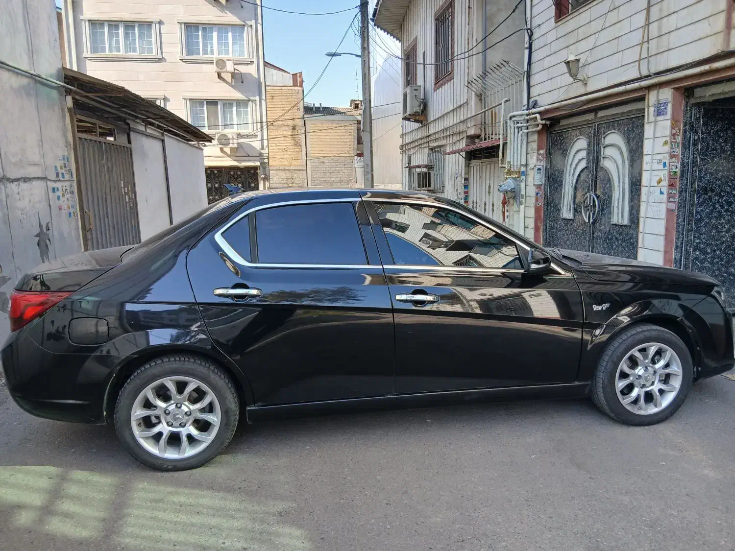 دنا پلاس اتومات 1401|خودرو سواری و وانت|لنگرود, |دیوار