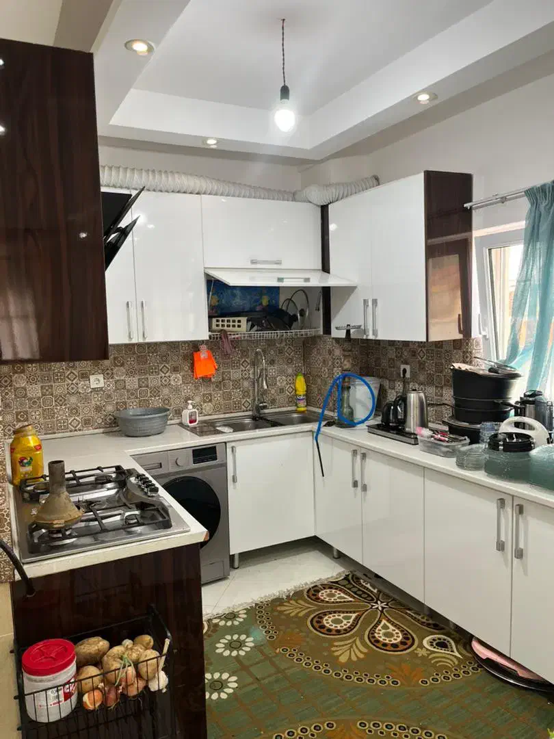 اجاره واحد ۱۰۰ متری تک واحد کاشف شرقی|اجارهٔ آپارتمان|لاهیجان, قیام|دیوار