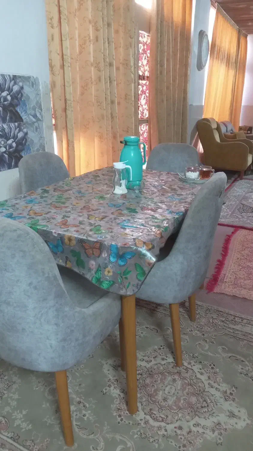 مبل و میز غذا خوری|مبلمان خانگی و میز عسلی|برخوار, |دیوار